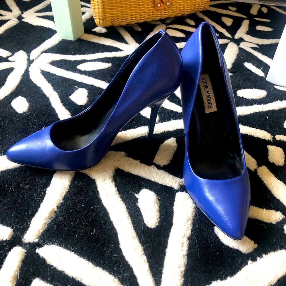 Steve madden leather pumps